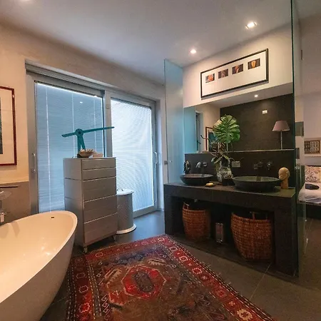 Casa Del Melograno דירה דסנזאנו דל גארדה